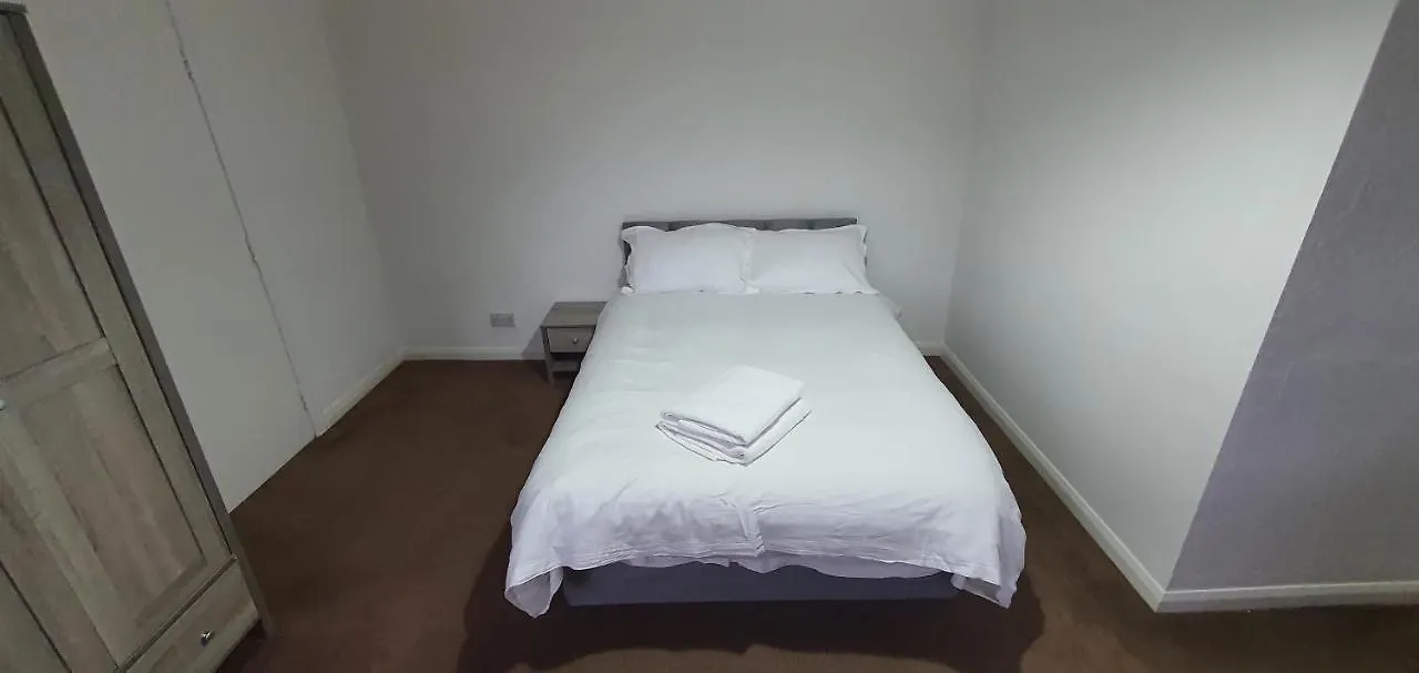 24Hr Self Check In Apartment Central Barnsley Guest house