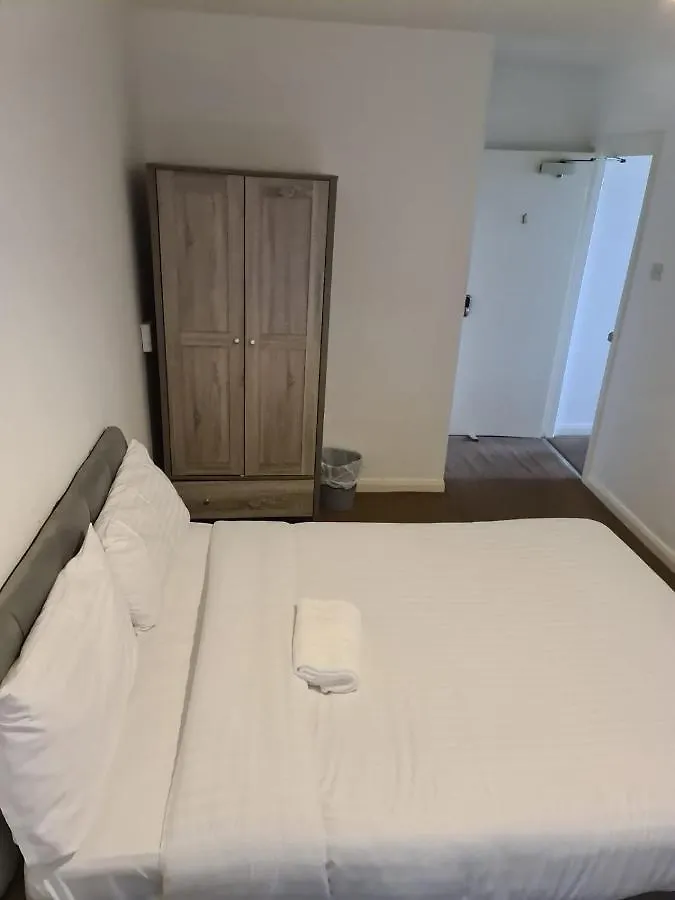 24Hr Self Check In Apartment Central Barnsley 0*,  United Kingdom