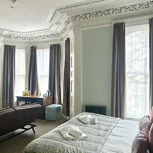 Harpers Guest house Belfast
